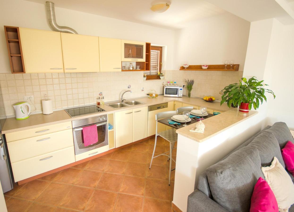 Apartment Ivis ヴィンクラン エクステリア 写真