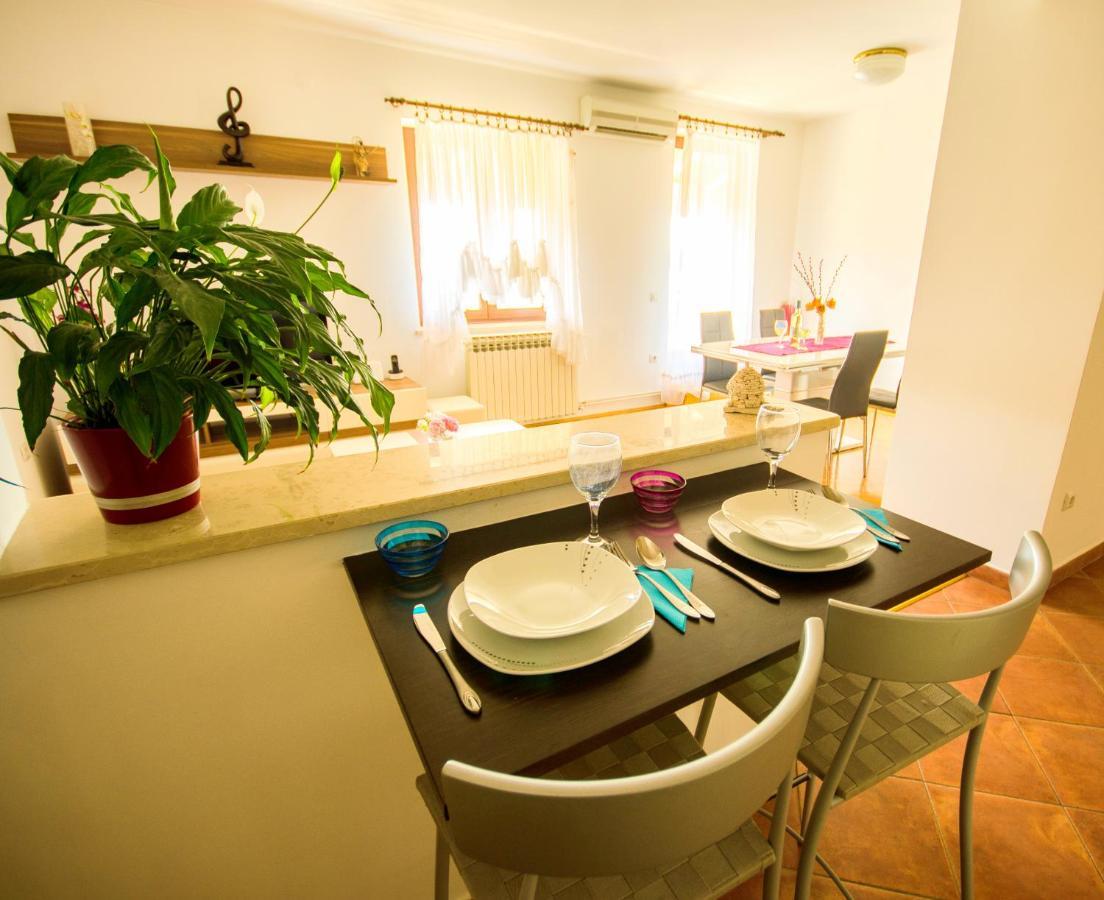 Apartment Ivis ヴィンクラン エクステリア 写真
