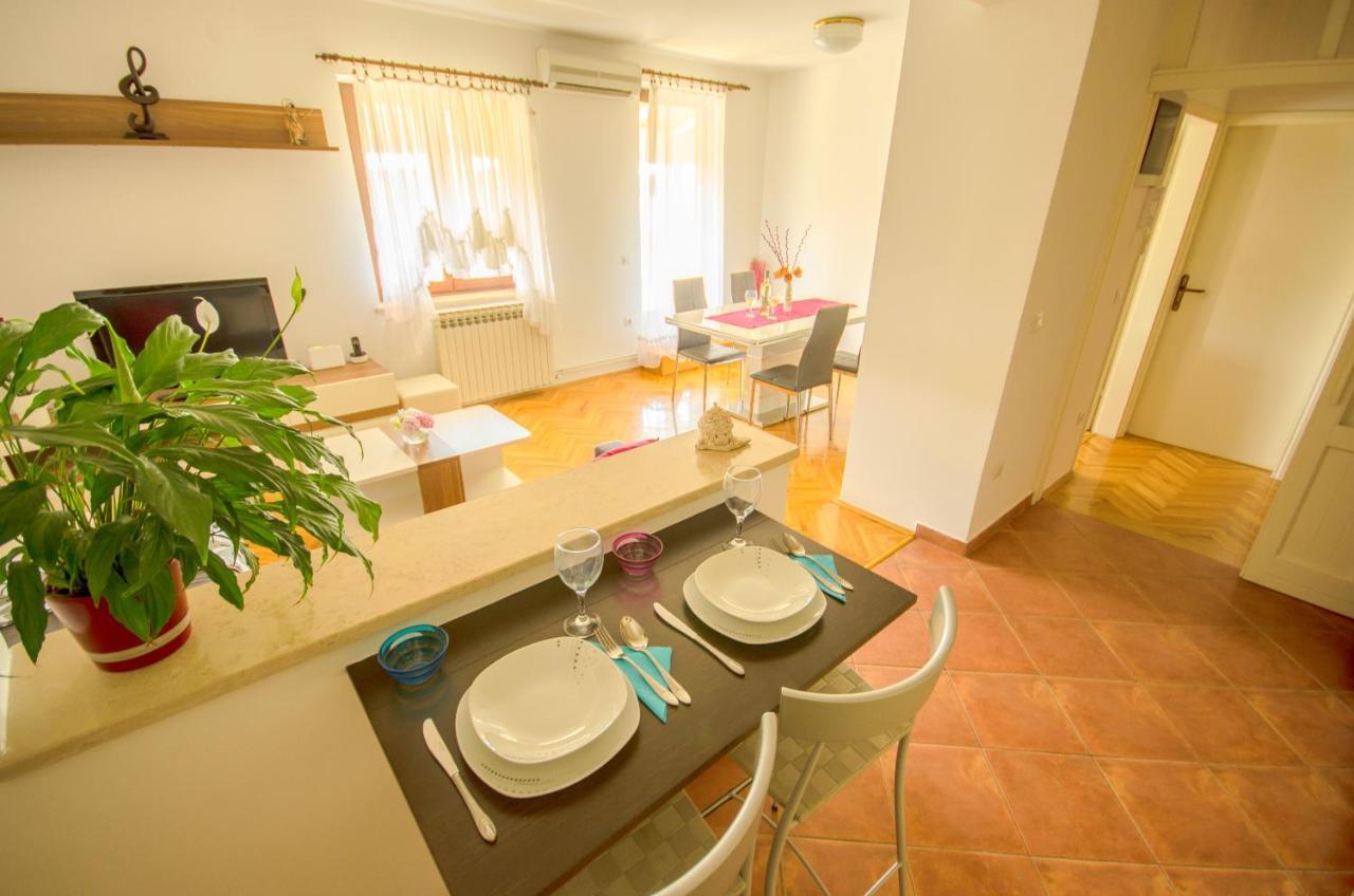 Apartment Ivis ヴィンクラン エクステリア 写真